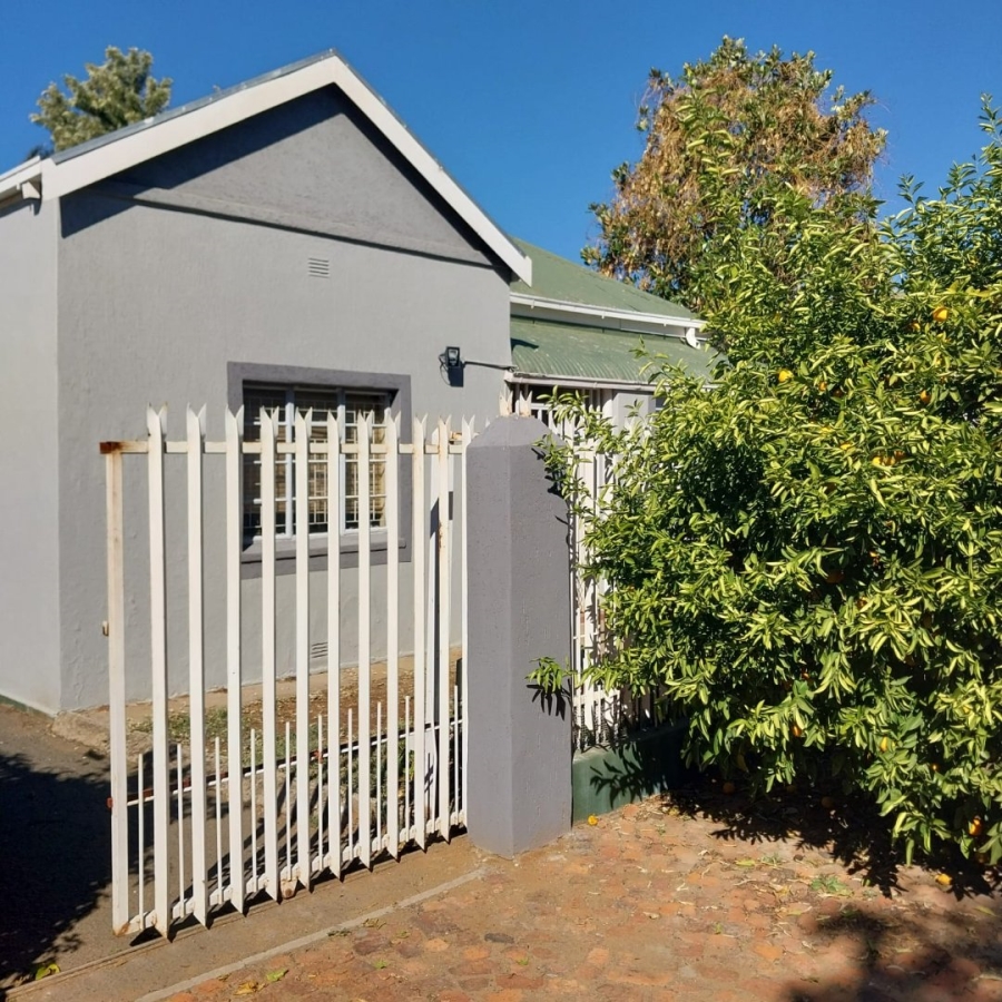 3 Bedroom Property for Sale in Beaconsfield Northern Cape